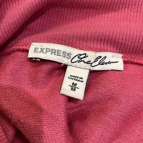 Express top - Picture 3 of 4